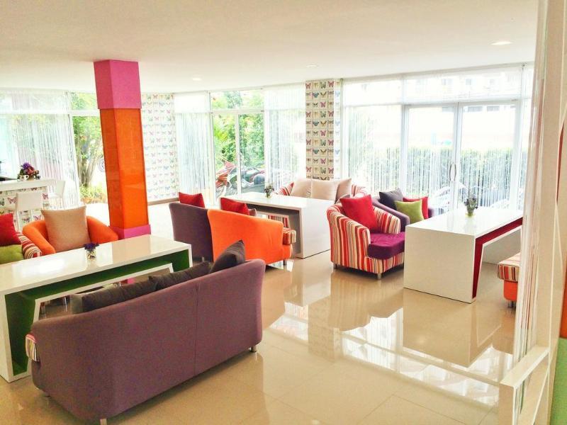 Duo Residence Jomtien Экстерьер фото